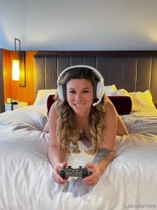 Gamer birthday babe rail me while i kick ass in cod part 6