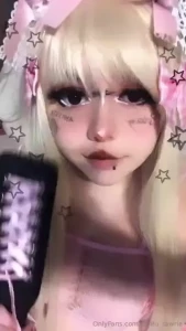 Tiny slaps