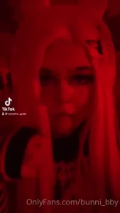 Make a lewd tiktok