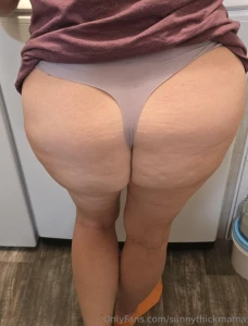 Couple random booty shots in a thong and some pics from the shower