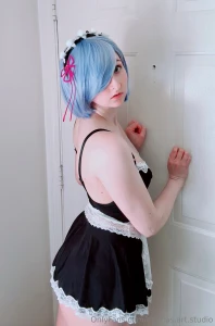 Hello master your loyal maid rem is here to serve you and your cock part 1