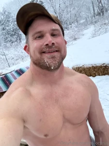 Can t wait to show you how i got these icicles on my face