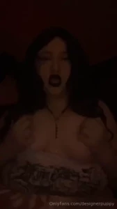 Emo slut touches herself for you would you cum with me