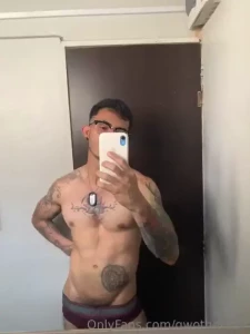 Tengo algo entre manos quieres saberlo