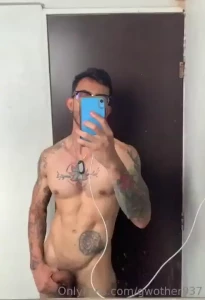 My cock is so hard in the morning