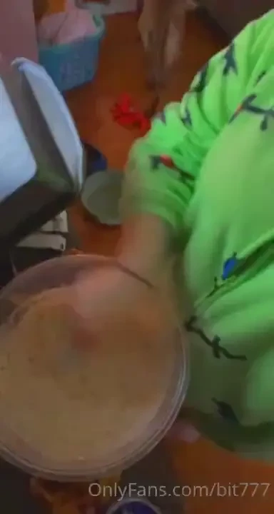 How do u like my costume part 4 