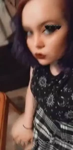 Shake that ass am i cute in a skirt