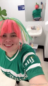 Happy st patrick s day remember im moving the 25th and need as much
