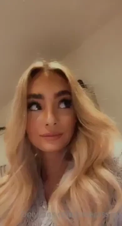 Who likes my new toy i m a comedian 