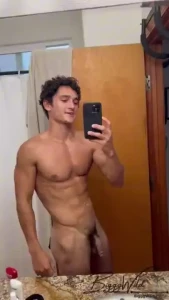 Psa sending the nude workout video to everyone who has renew on