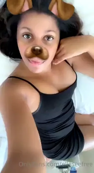 I just wanna lay with you 