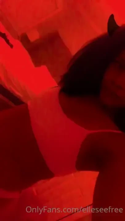 Sometimes i m an angel but i can be a devil too 