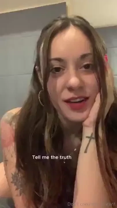 Come and do the with me on this bed and for these warm feet follow the 