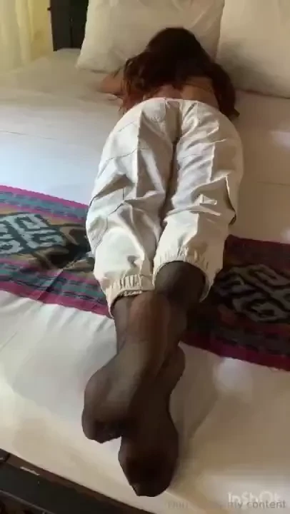 Stavo dormendo tranquilla quando lui ha deciso di fare questo per 