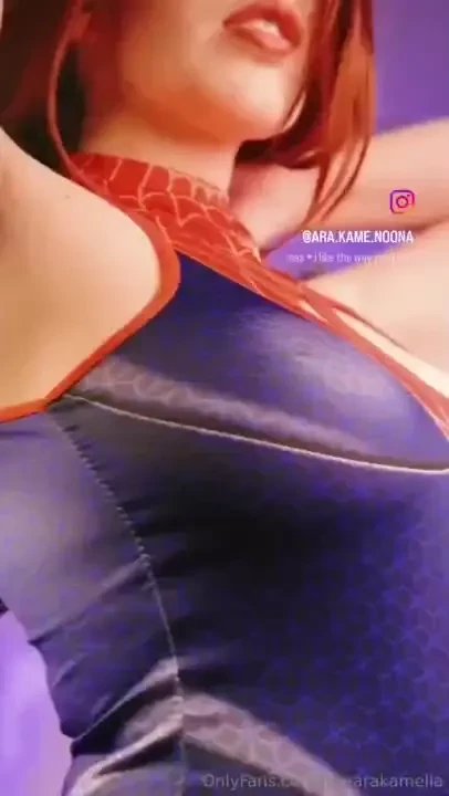 Do we like this dress up here 