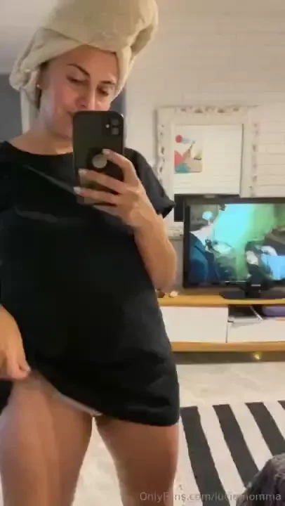 Pov my finally weekend outfit would you still come over 