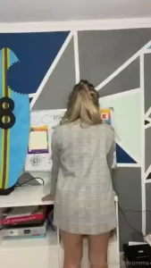 Pov i invited you for a casual coffee but now i m doing moves like