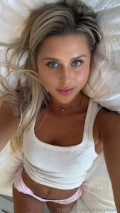 sydneyy-taylor | sydneyy.taylor nude photos and videos (8 Videos & 111