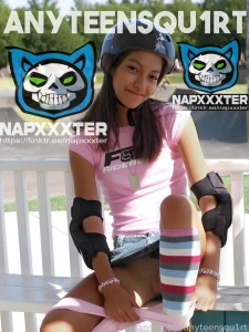 I really like seeing men s reaction when they see my tits and my part 1