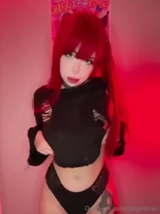 My bday is in two daysss 3 who wants to give me some birthday sex