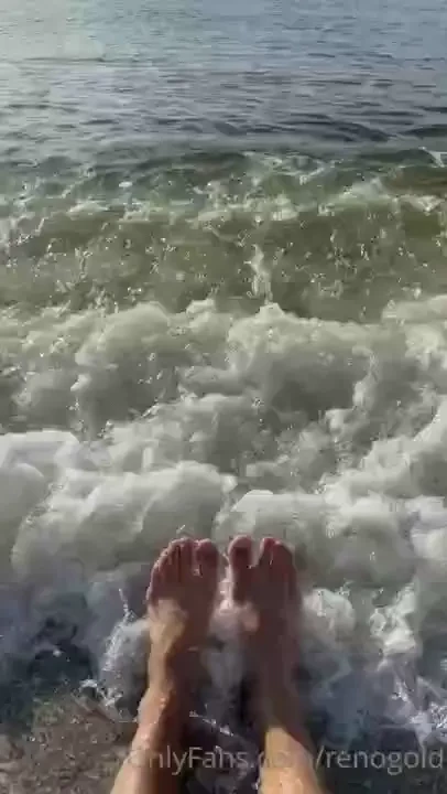 Swipe left for the video where are my foot guys at like this pic and 