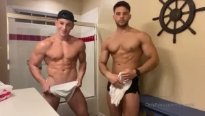 Click the button if you like and my boy jeddie showing off for ya