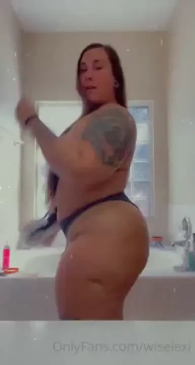 Some boob bouncing for titty tuesday 