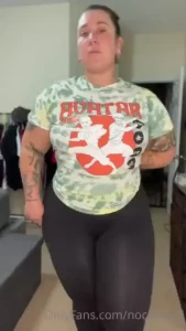 Full try on video of new leggings