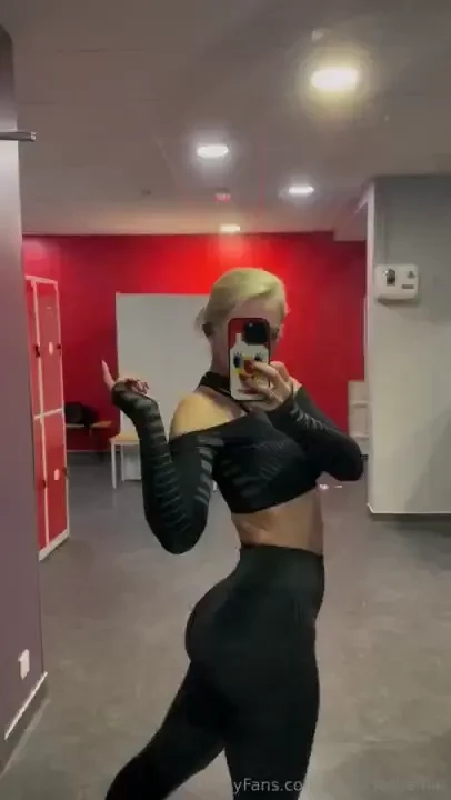 Working on my squats to be a better cowgirl 