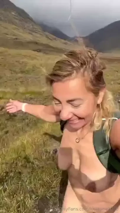 My first naked hike hey everyone my very first naked hike was in isle 