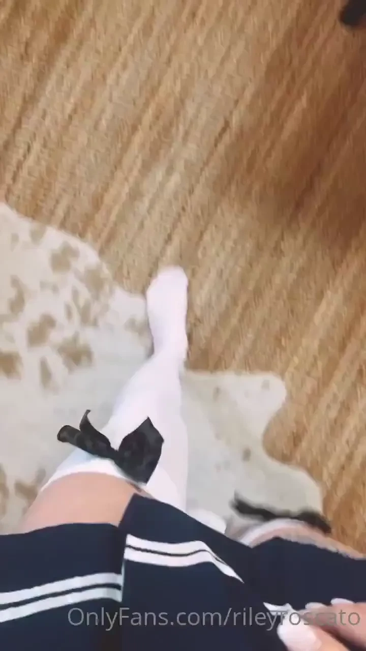 Mid-day nude tok hehe should i do more of these 