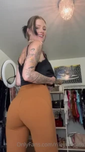 Do you approve of my new leggings