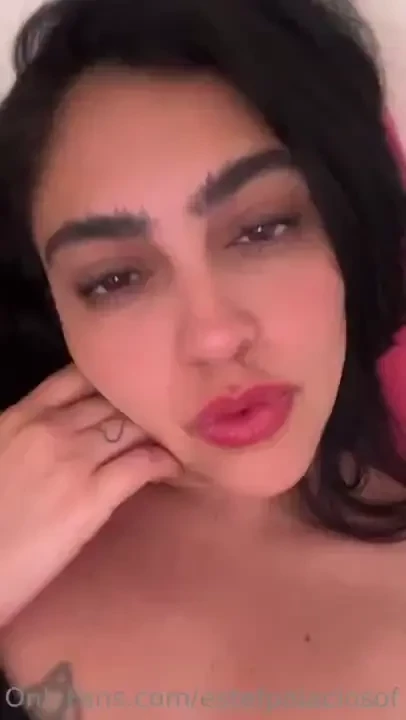 Aqu d ndome mimitos y planeando contenido para ti 