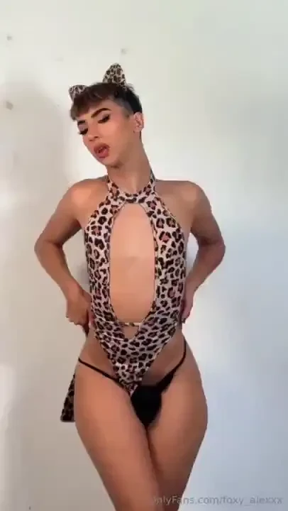 Hey papiiii i hope you are enjoying my content let me know if you want 