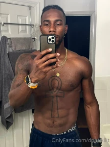 I know you want to lick every inch