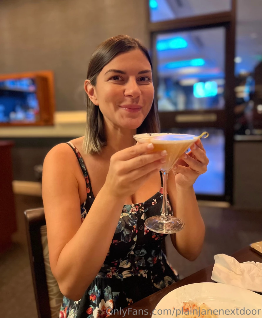 Happy birthday to meeee wanna buy your favorite lil lady a lil 