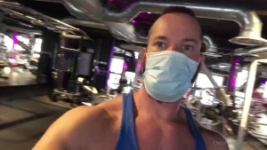 The gym was only mine today