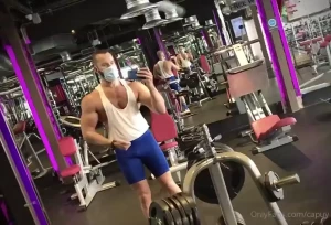 Short body check in gym after biceps workout this is the first gym in
