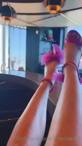 Happy toe tuesday enjoy my super soft feet