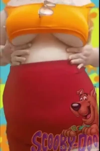 Velma needs help looking for her glasses can you help me