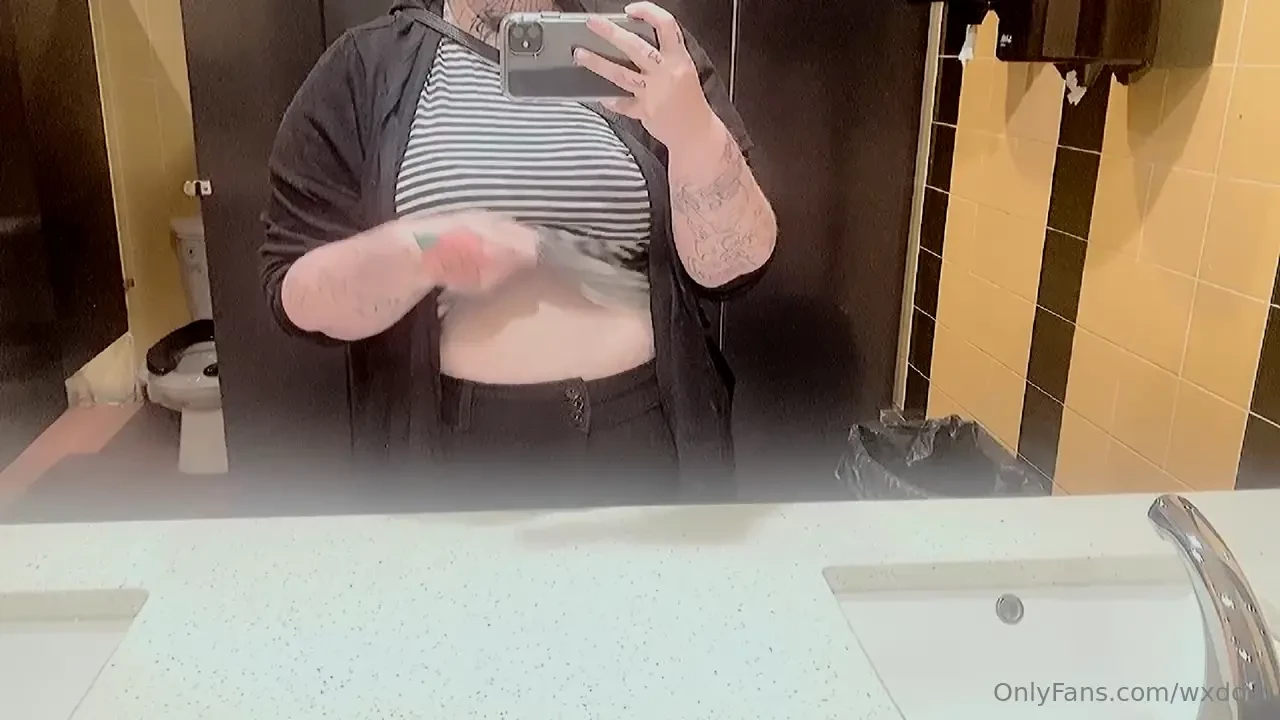 Naughty even while shopping hehe 