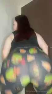 I loveee shaking my ass