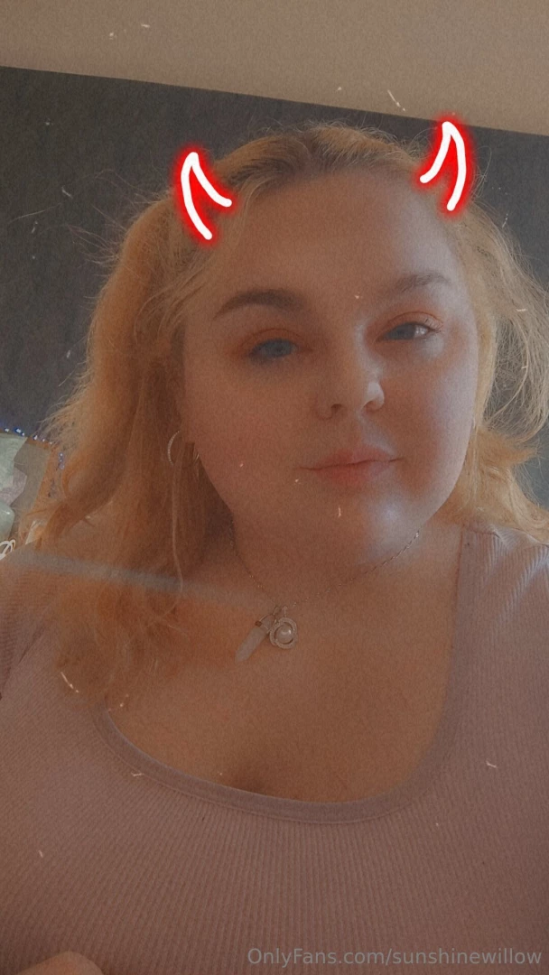 I m bored and need nye plans hmu 