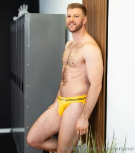 Some promo shots from my first studio scene ever with the incredibly part 2