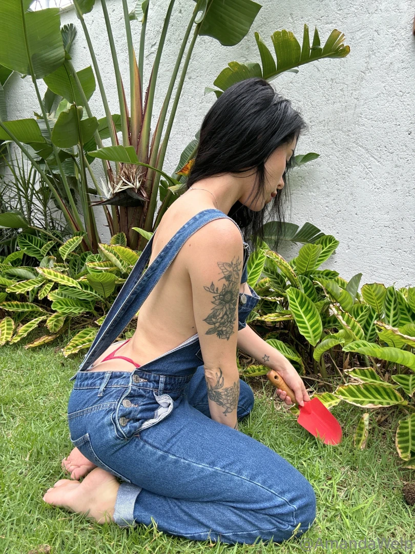 Come help me with my garden 