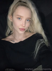 Subscriptions free only now emiliawinslow i m feeling so horny right part 100