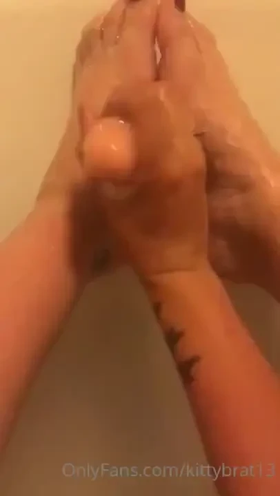 Putting these pretty toes to good use on my dildo 