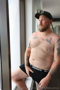 Gotta put on a show for the brisbane tradies part 1