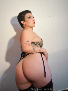 Do you think you should upload more pictures of my ass