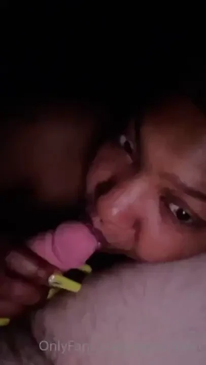 I love kissing his dick 